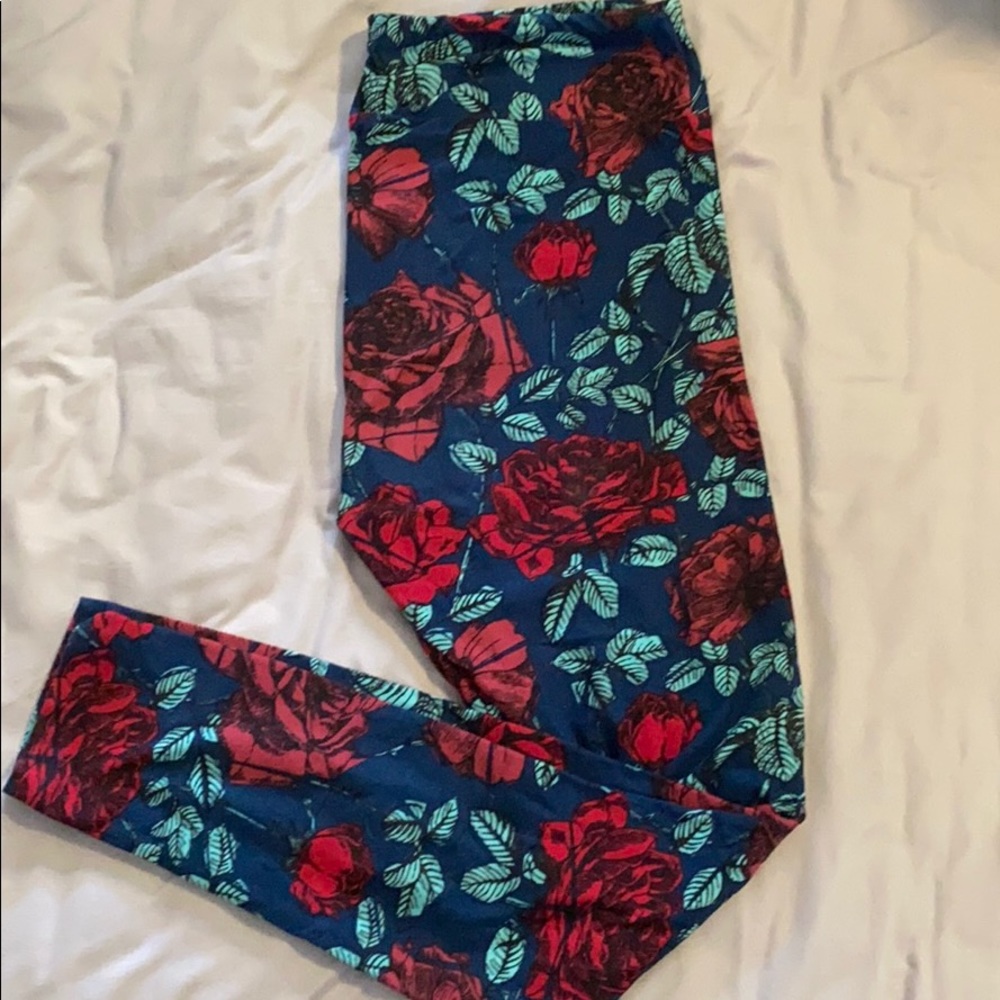 Lularoe T/C leggings.